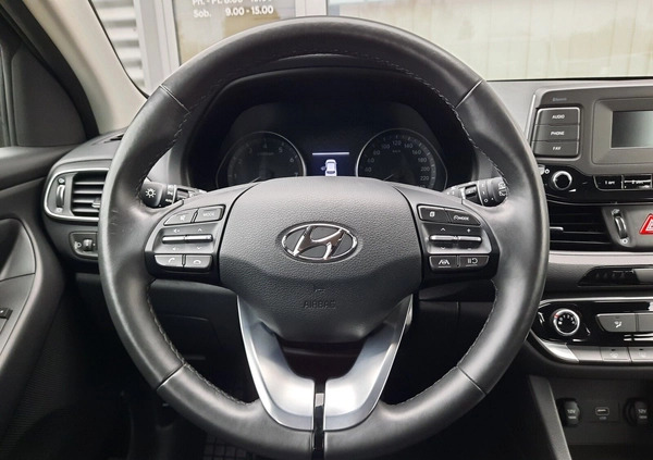 Hyundai I30 cena 65900 przebieg: 62958, rok produkcji 2022 z Dobiegniew małe 379